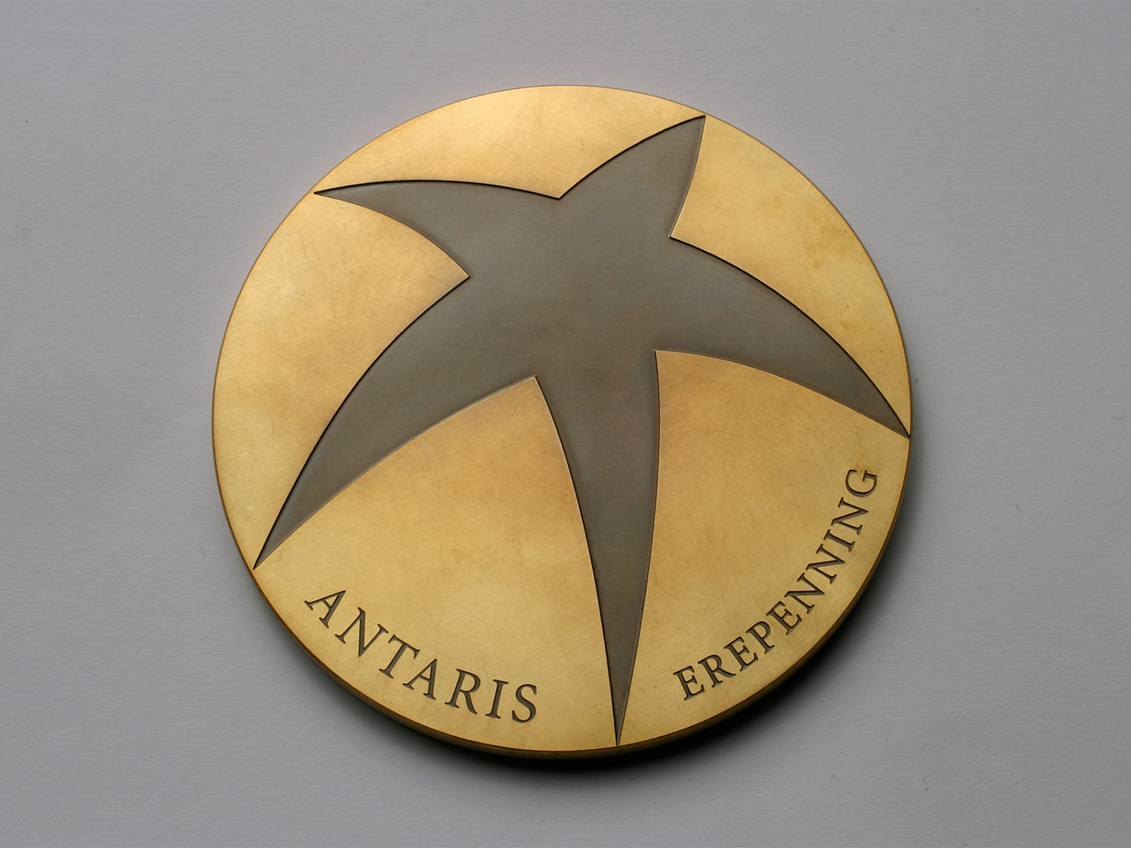 Antaris Erepenning